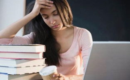 娱乐吃瓜酱女生熬夜,娱乐吃瓜酱女生的生活日常